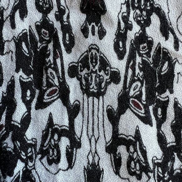 Skulls & spiders, drawstring neck, elastic sleeves women’s top, women's size XS - Picture 5 of 12